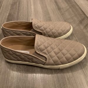 Steve Madden Ecentrcq sneakers WMNS size 9